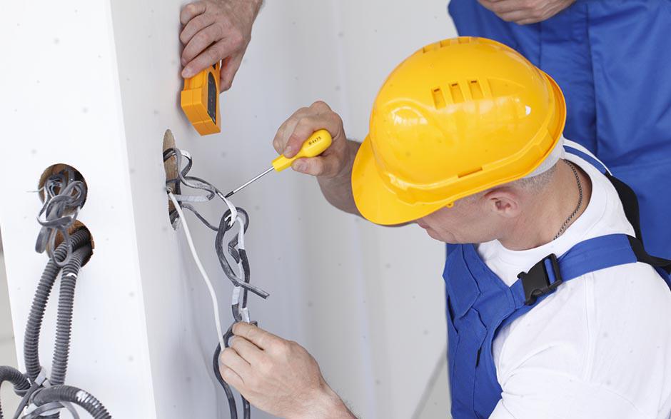 besoin d'un électricien Épône