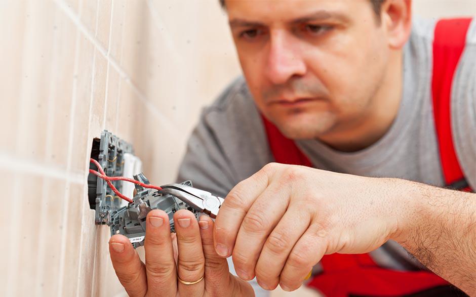 électricien de maintenance Orry-la-Ville